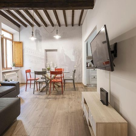 Laurel Apartment By Mmega Firenze Eksteriør billede